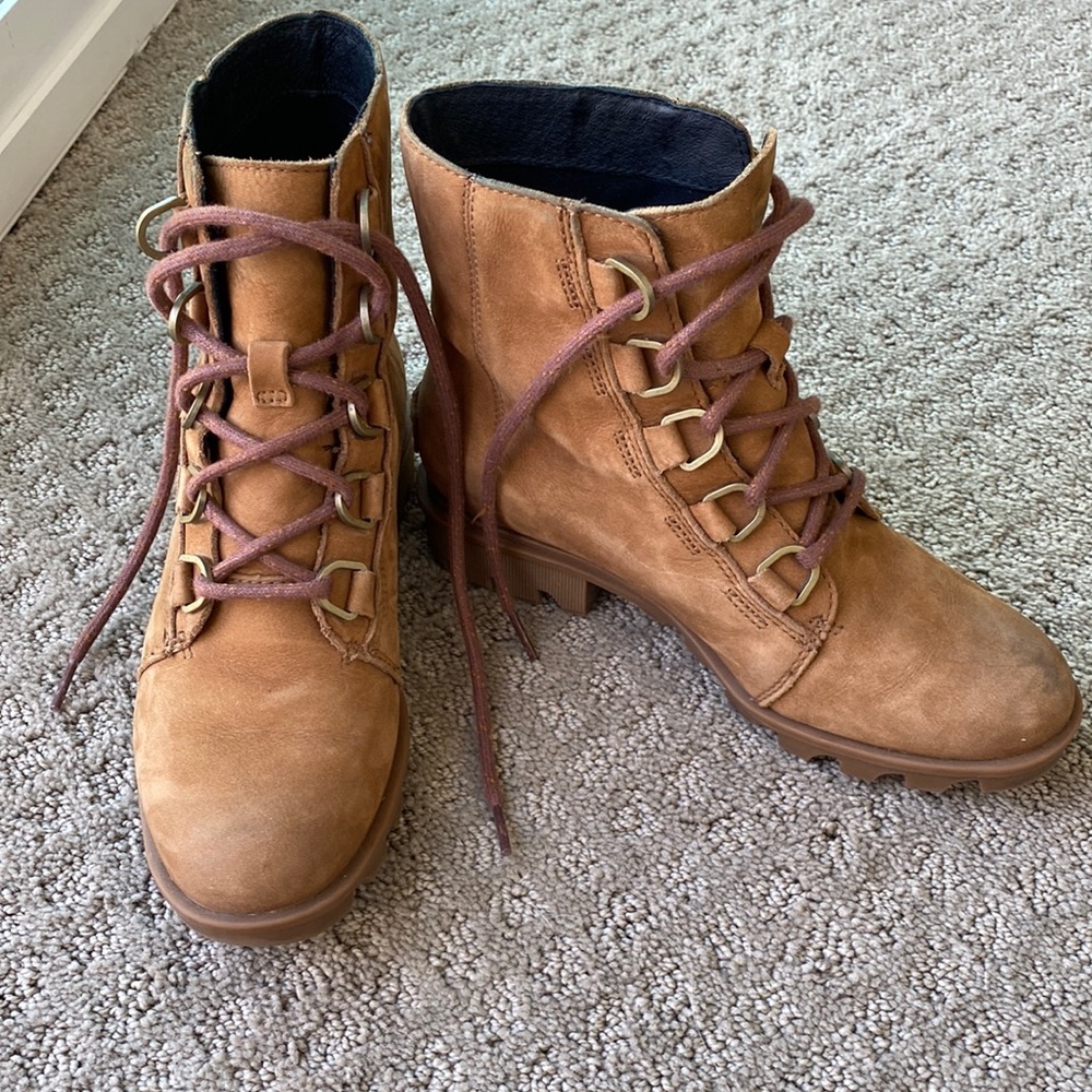 SOREL Women’s Lennox Lace Boot